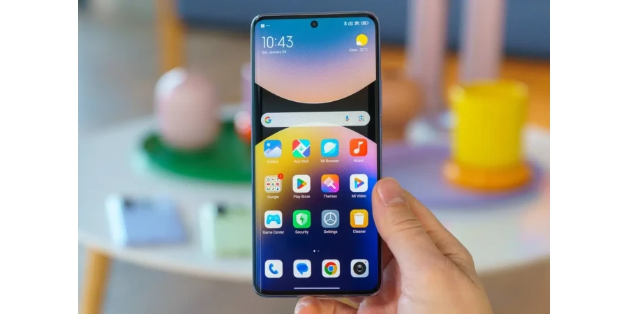 Redmi Note 15 Pro+ Leaks, Snapdragon 7s Gen 4, 50MP Cameras, 7999mAh Battery